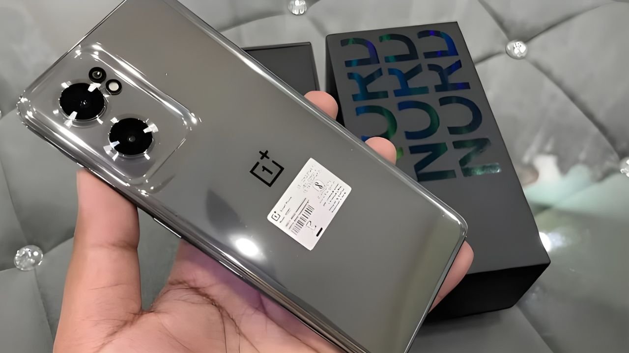 OnePlus Nord 2T